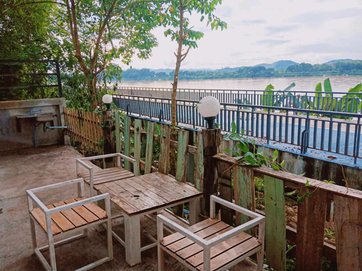 ไทยกันเอง ริมโขง Apartment Chiang Khan Luaran gambar